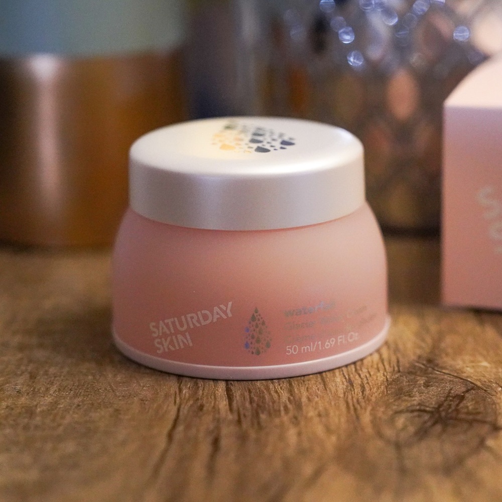 Saturday Skin Waterfall Glacier Water Cream